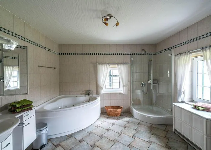 Jagdhaus-stift-ennenbach 펜션 Ruppichteroth