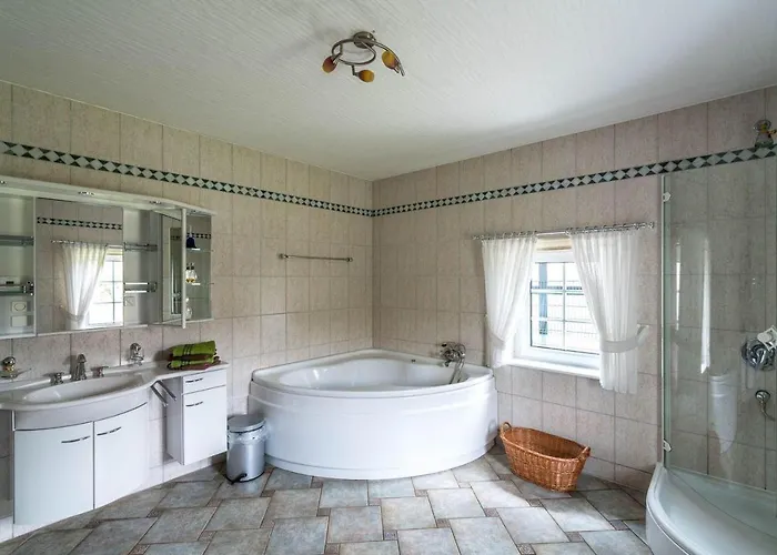 Jagdhaus-stift-ennenbach 펜션 Ruppichteroth