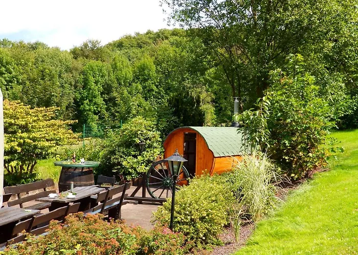 Jagdhaus-stift-ennenbach 펜션 *